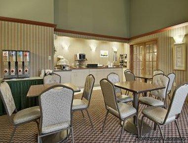 Days Inn By Wyndham Madison Ne/Windsor Restaurant photo